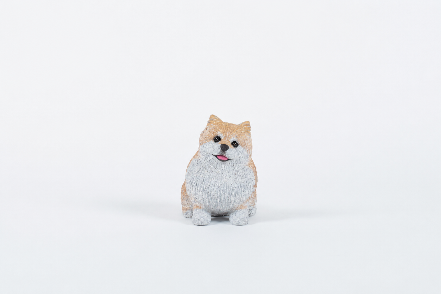 御影石で彫ったペットの像