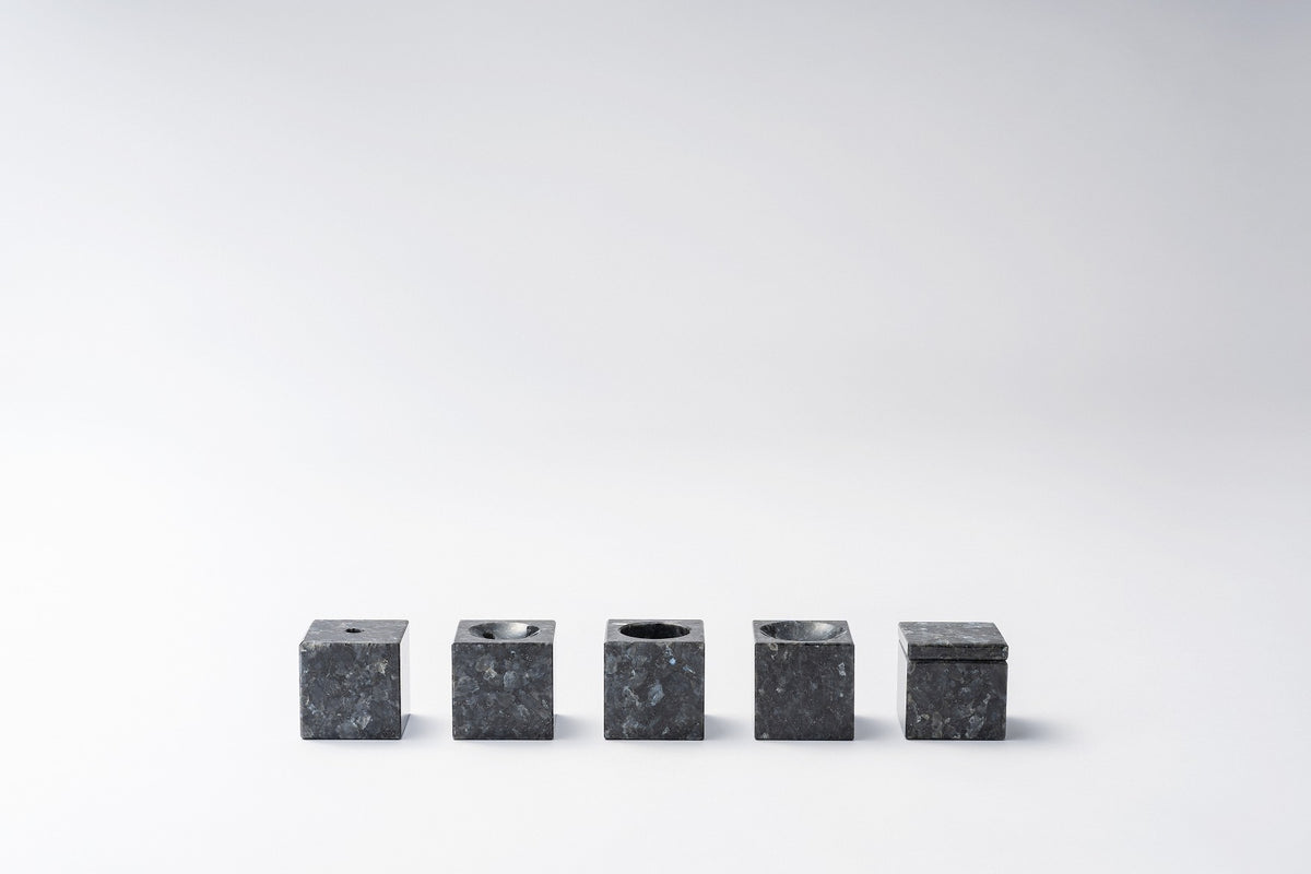 SHINOBO cube -花立て-
