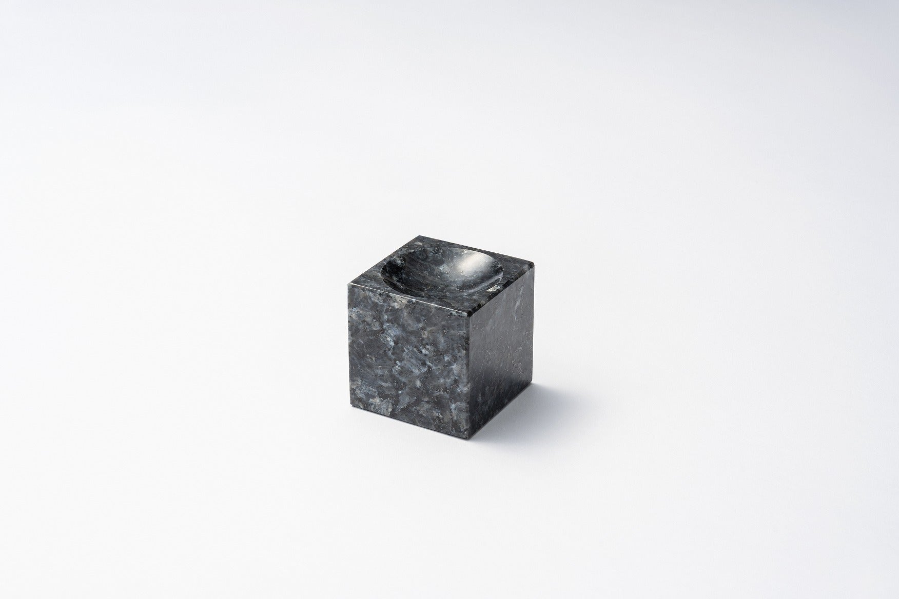 SHINOBO cube -水受け-