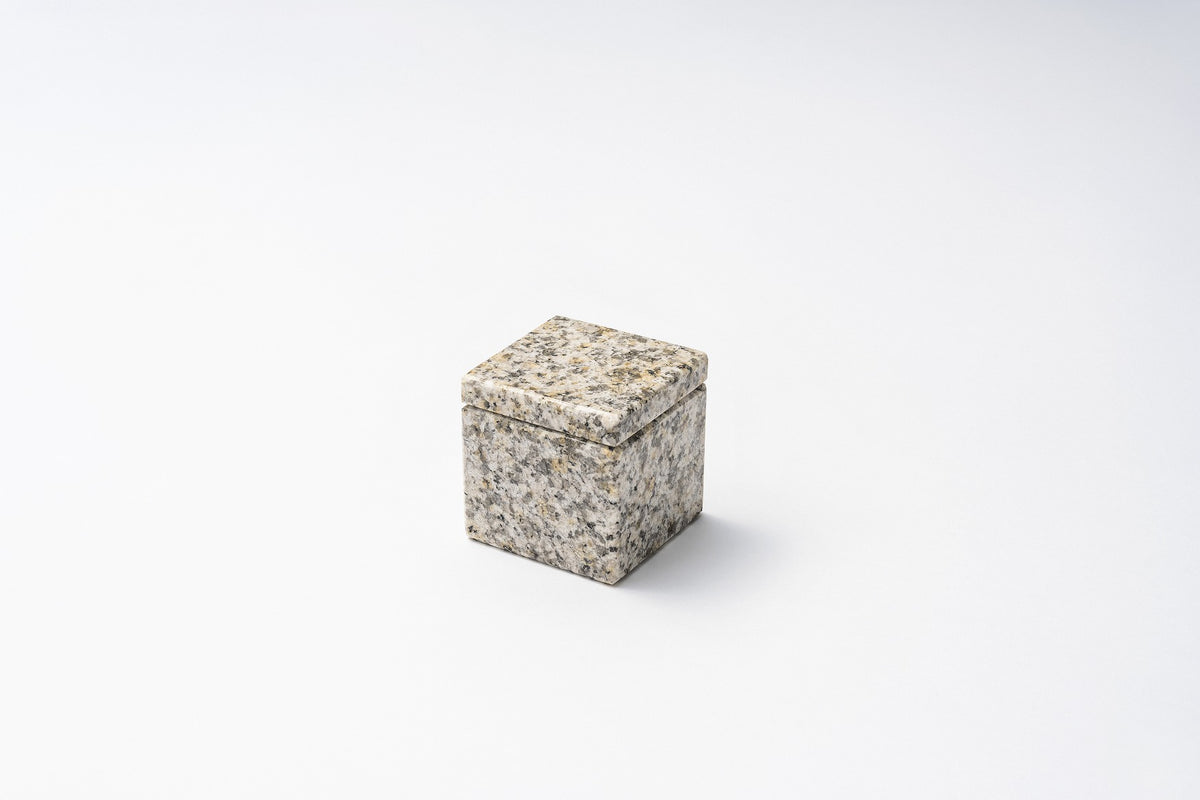 SHINOBO cube -形見入れ-