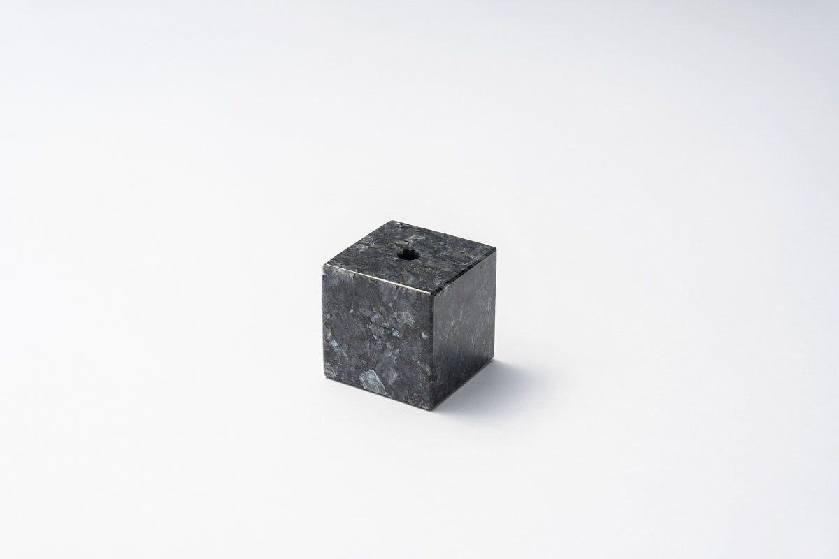 SHINOBO cube -花立て-
