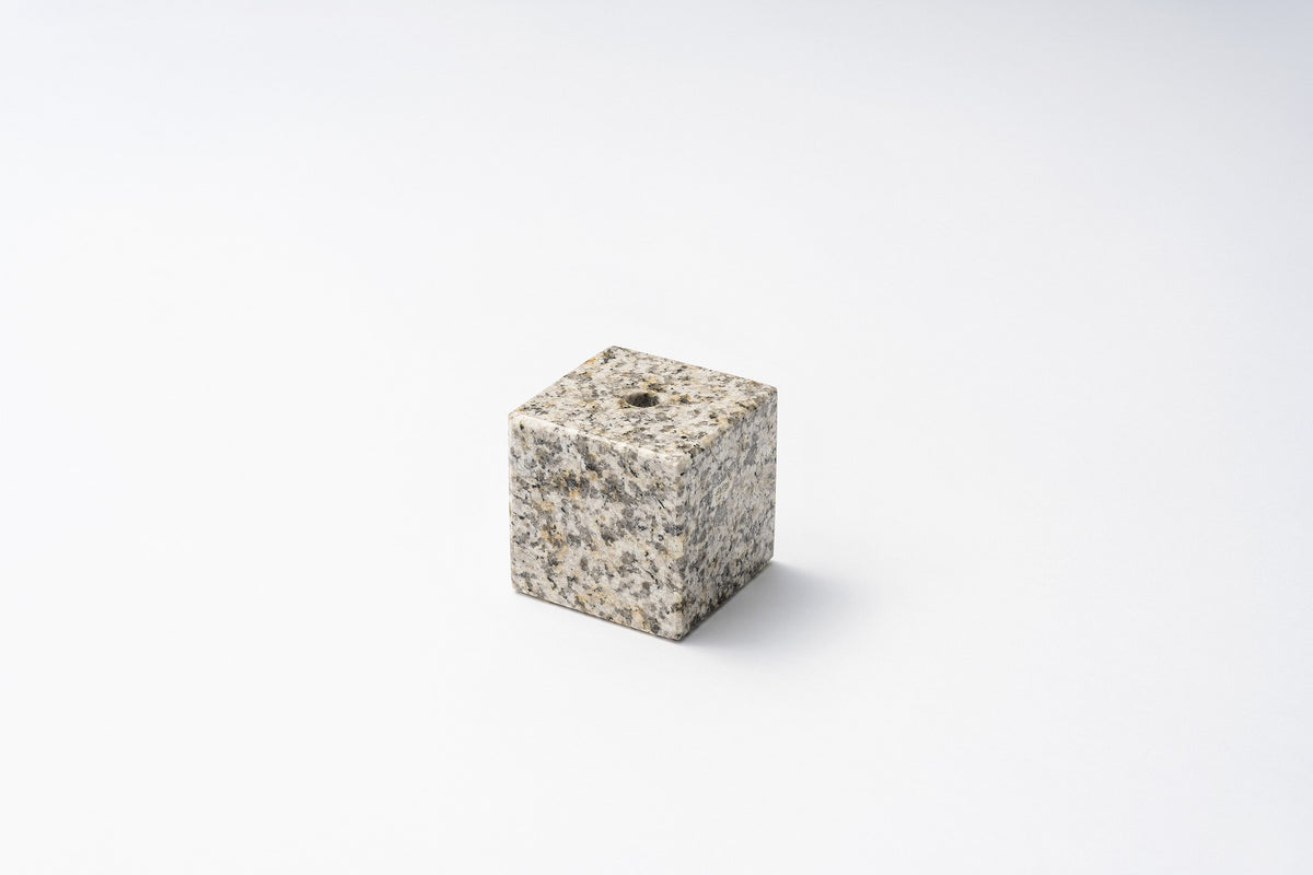 SHINOBO cube -花立て-