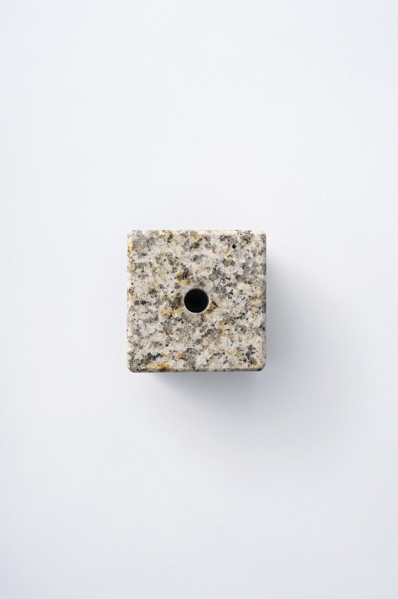SHINOBO cube -花立て-