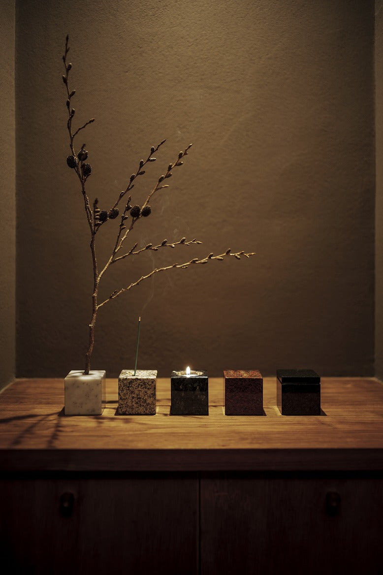 SHINOBO cube -花立て-