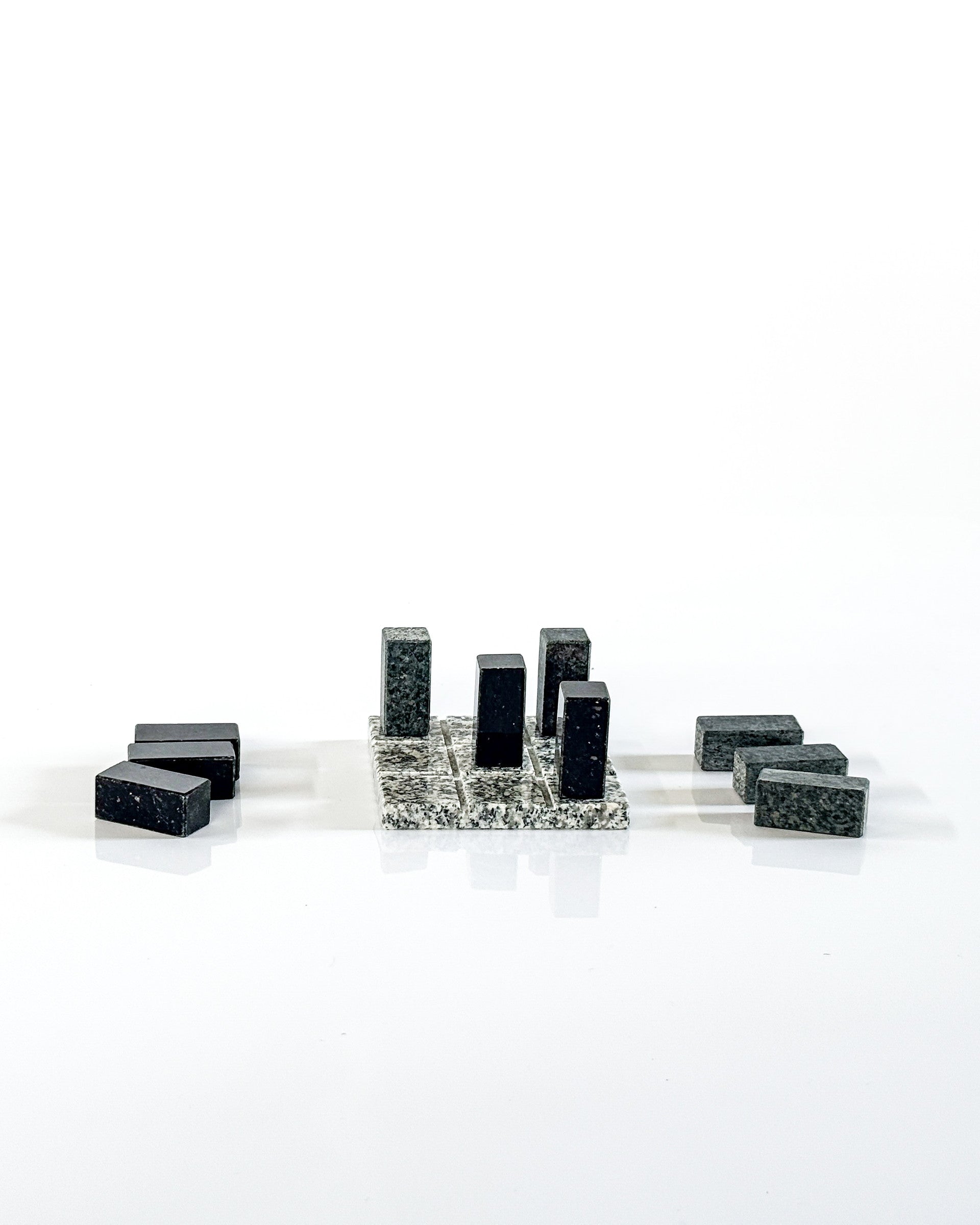 tic tac toe (三目並べ)